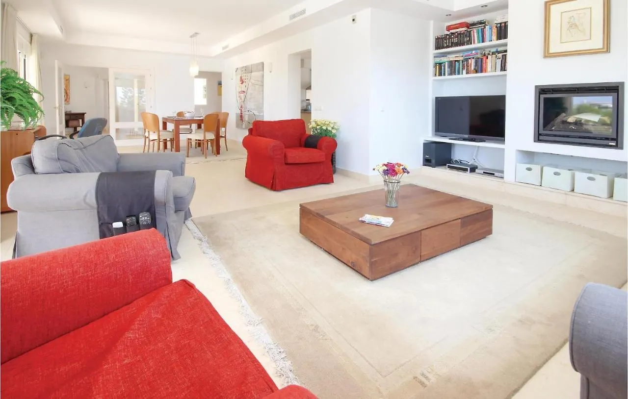 4 Bedroom Awesome Home In Marbella