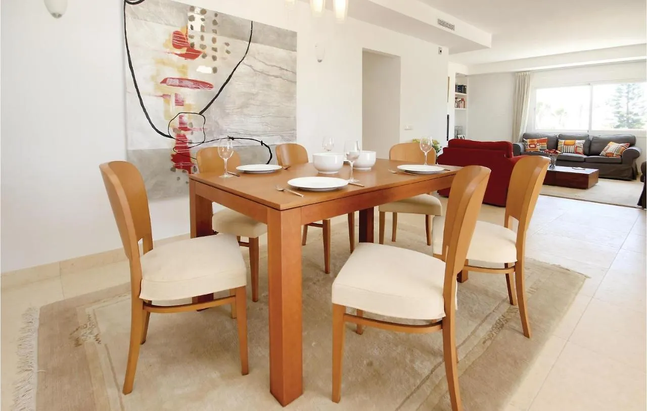 4 Bedroom Awesome Home In Marbella 0*,