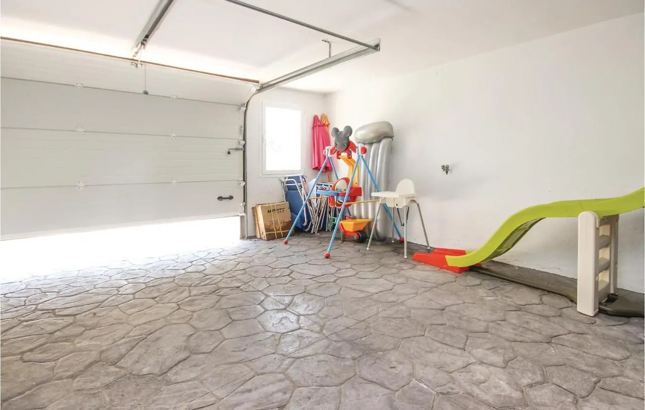 Holiday home 4 Bedroom Awesome Home In Marbella