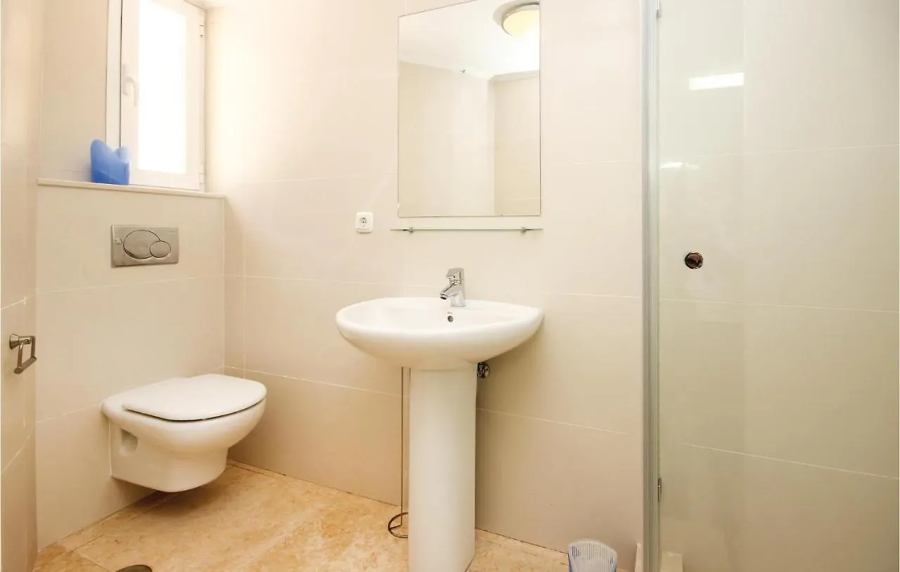 4 Bedroom Awesome Home In Marbella Spain